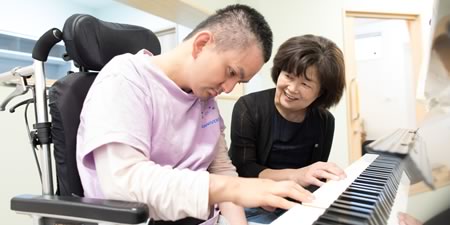 [写真]ヘッドウェイ堺の活動の様子